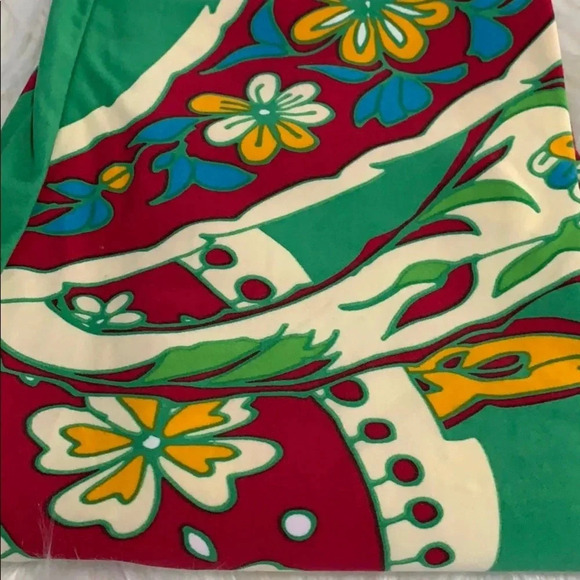 New! Women’s Lularoe green patterned leggings TC - Picture 2 of 2